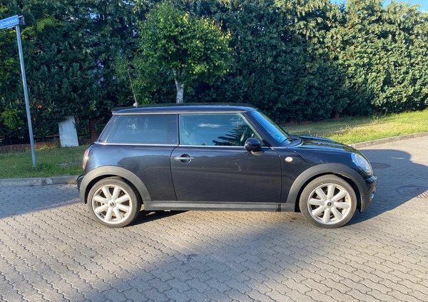 MINI Cooper cena 18000 przebieg: 205650, rok produkcji 2008 z Koziegłowy małe 211
